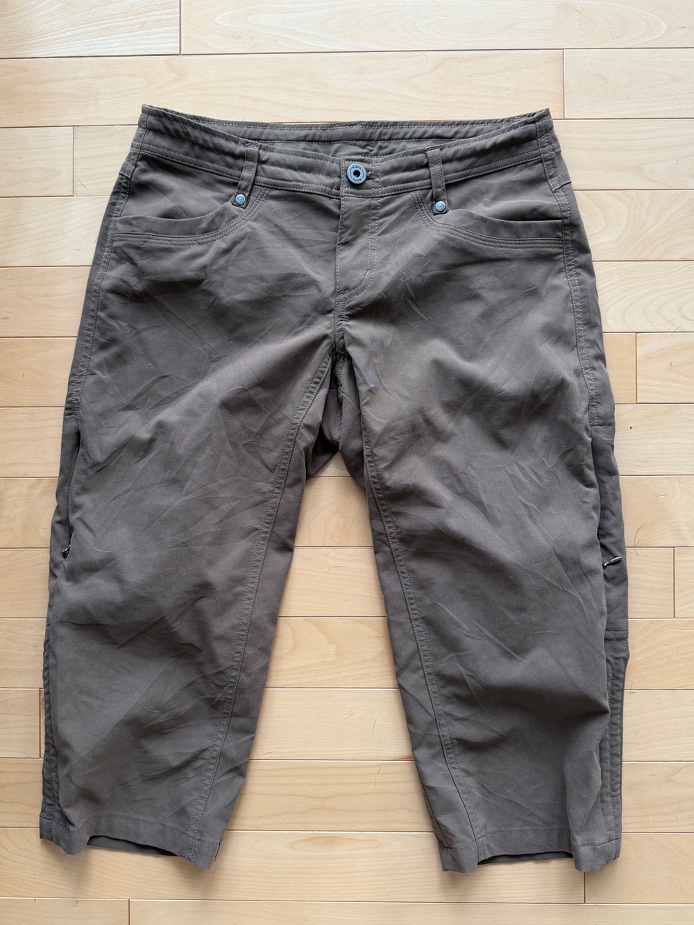 Kuhl Trekr Kapri capris pants brown tan women’s size 4